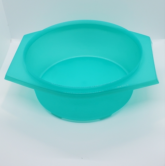 Tupperware Tortilla Keeper - Picture 3 of 5